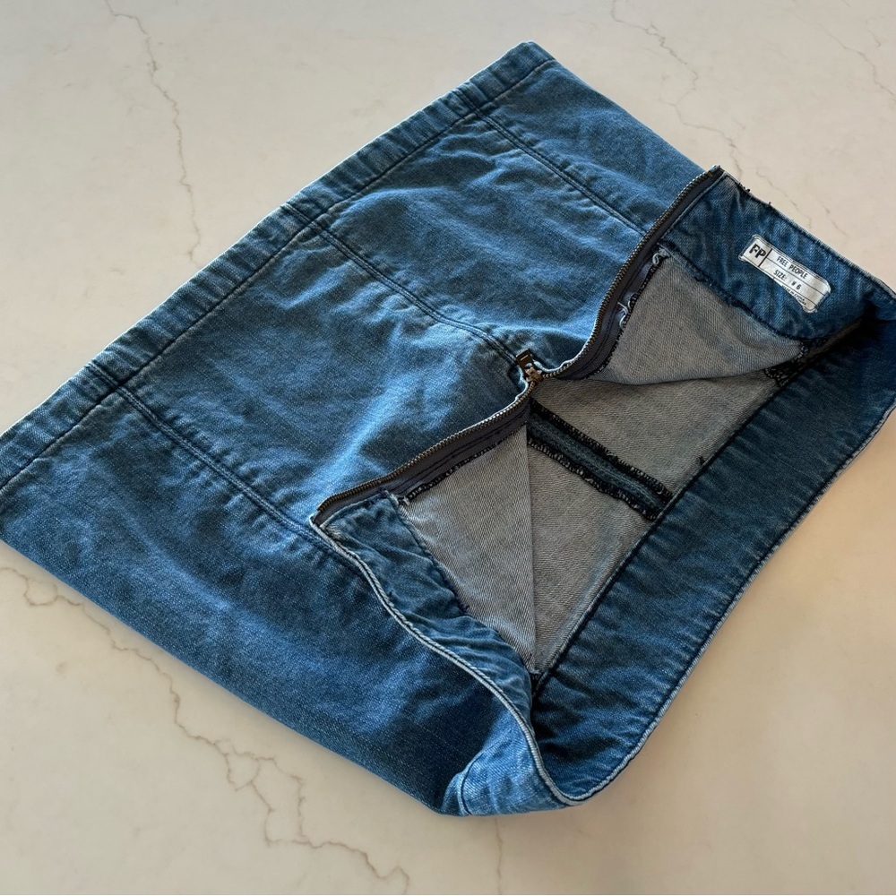 Free People Blue Denim Skirt size W6 - Picture 4 of 9
